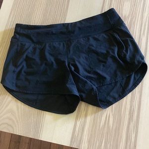 Lululemon shorts 10